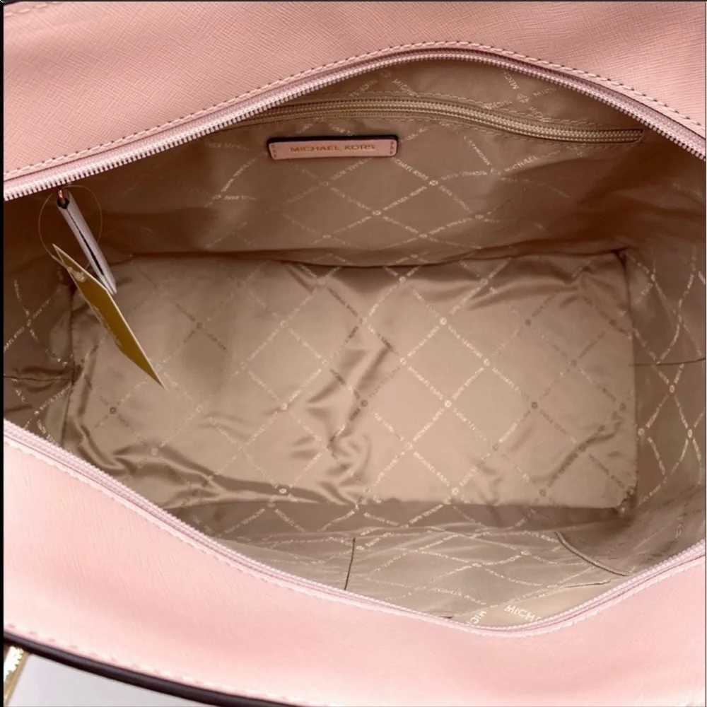 Michael Kors Gilly Large Tote Shoulder Bag - Picture 6 of 10